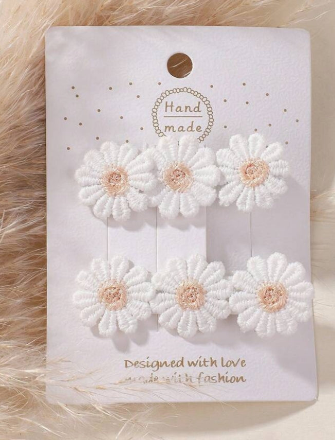 Amelia Clip Set